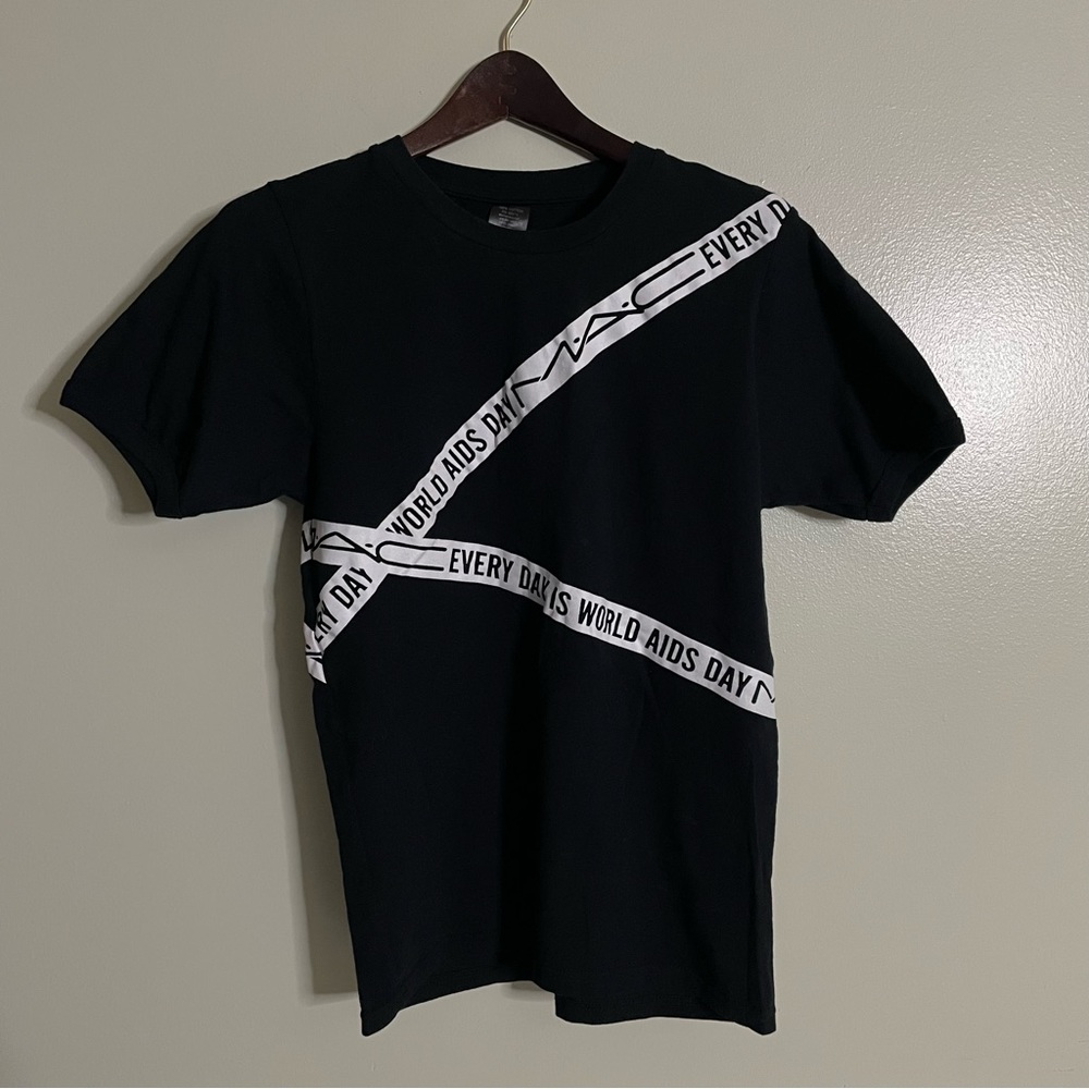 MAC cosmetics t shirt
